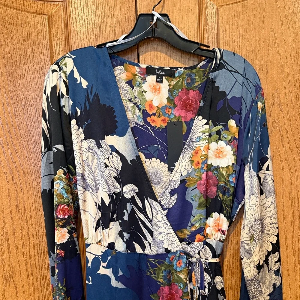 NWT Lulu’s Satin Maxi Dress - Picture 3 of 7